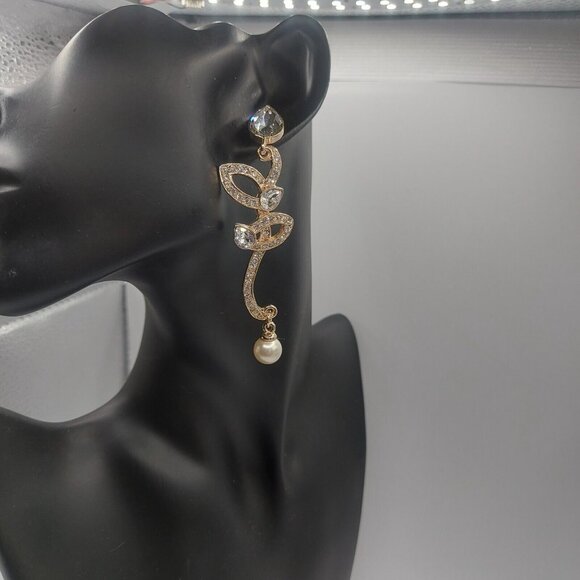 Gorgeous Swarovski Crystal Pearl Dangle Earrings 3.5" Drop New in Box Stunning - Picture 3 of 11
